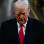 تجميد مفاجئ لخطط ترامب العسكرية ضد إيران يثير التكهنات والتوترات الإقليمية