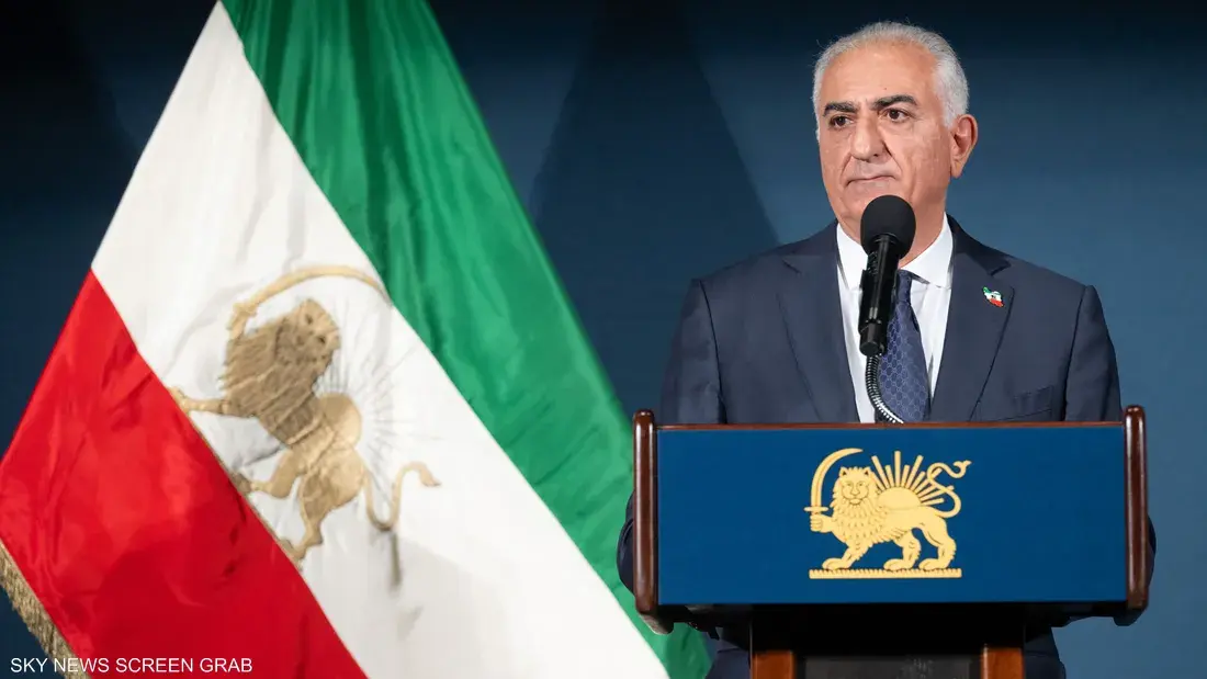 نجل شاه إيران السابق يشجع المواطنين على التعبير عن غضبهم الوطني خلال عطلة نهاية الأسبوع