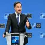 الأمين العام للناتو يتجنب التعليق على مطالبة ترامب بضم غرينلاند