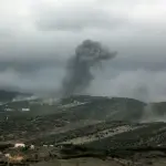 الطيران الإسرائيلي يشن غارات جوية على جنوب لبنان ويستهدف مواقع لحزب الله