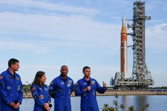 ناسا تستعد لإعادة طاقم “أرتيمس 2” إلى الأرض بعد رحلة فضائية تاريخية حول القمر