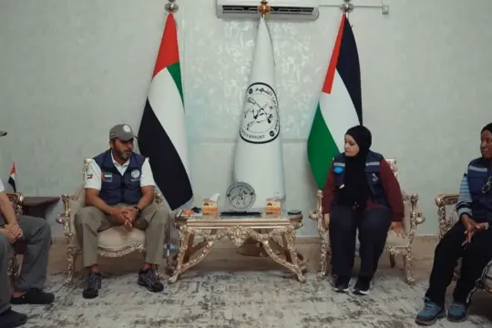 المستشفى الميداني الإماراتي بغزة يستقبل وفد منظمة الصحة العالمية لتعزيز الدعم الطبي