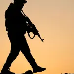 العراق يعلن القبض على 17 شخصاً بتهمة تجنيد مواطنين في الجيش الروسي