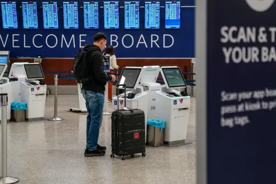 إدارة ترامب تطلب من المحكمة العليا إنهاء الحماية المؤقتة لـ6 آلاف سوري