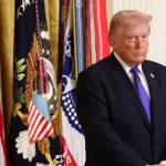 ترامب يلوّح بردّ قريب على الهجوم الذي استهدف السفارة الأميركية بالرياض