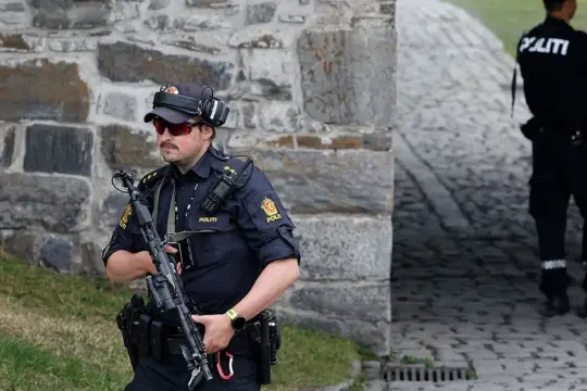 انفجار قرب السفارة الأميركية في أوسلو والشرطة تحقق في ملابساته