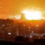 انفجارات جديدة تضرب يزد وطهران وسط إيران وسط غارات جوية إسرائيلية