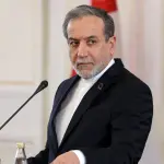 عراقجي يرفض وقف إطلاق النار ويؤكد استمرار القتال ضد الولايات المتحدة وإسرائيل