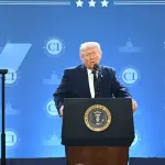 ترامب: الحرب ضد إيران "قصيرة الأمد" والعمليات العسكرية تحقق "نصرًا حاسمًا"