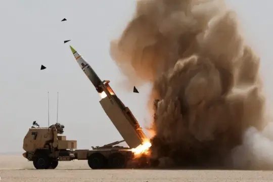 الجيش الإسرائيلي يعلن استهداف أكثر من 200 هدف في غرب ووسط إيران