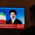 مرشد إيران مجتبى خامنئي يعزي بمقتل رئيس استخبارات الحرس الثوري