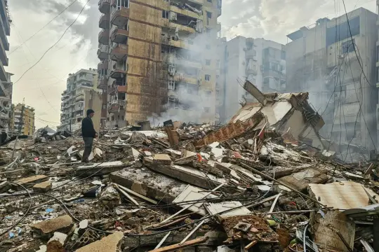 هأرتس: توقعات بمحادثات مباشرة بين إسرائيل ولبنان خلال أيام بوساطة أميركية