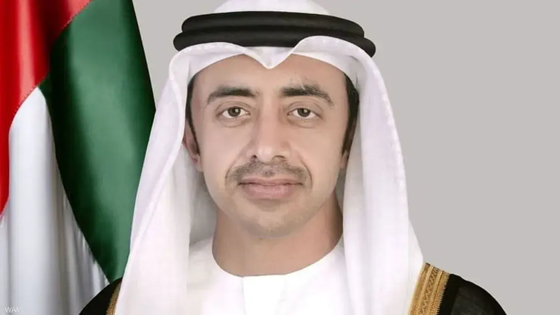 عبدالله بن زايد يدين مخططاً إرهابياً في الكويت ويؤكد تضامن الإمارات الكامل