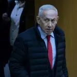 نتنياهو: استهدفنا منشآت بتروكيماويات إيرانية لتعطيل إنتاج الأسلحة