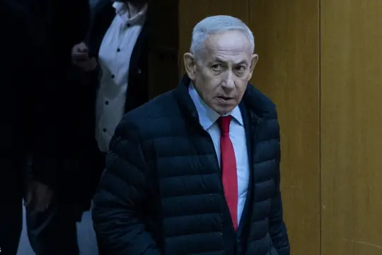 نتنياهو: استهدفنا منشآت بتروكيماويات إيرانية لتعطيل إنتاج الأسلحة