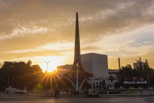 انفجارات في دمشق وريفها نتيجة اعتراض صواريخ إيرانية