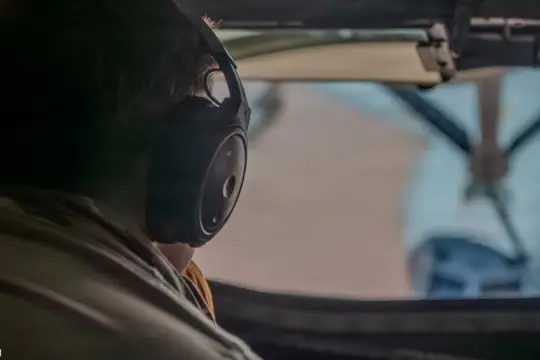 عملية تضليل أميركية تنقذ طياراً بعد إسقاط طائرة داخل الأراضي الإيرانية