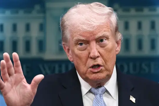 ترامب يهدد إيران بتدمير الجسور ومحطات الطاقة حال عدم التوصل لاتفاق