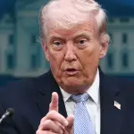 ترامب: سنبحث مع إيران تخفيف الرسوم والعقوبات