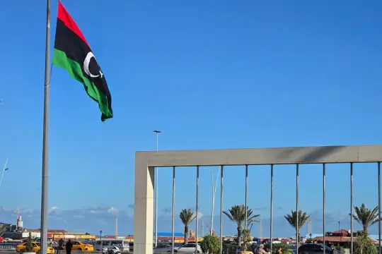 حالة طوارئ في مصفاة الزاوية الليبية بعد اشتباكات وسقوط قذائف قرب منشأة نفطية
