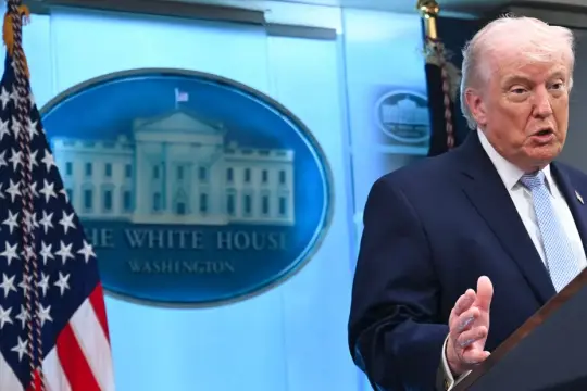 ترامب: ناقلات النفط تتجه إلى أميركا وسط رسائل تصعيدية لإيران