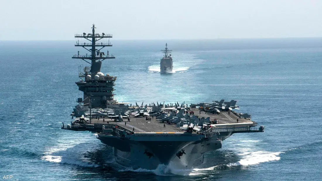 سفينة صينية خاضعة للعقوبات تغيّر مسارها قرب مضيق هرمز وسط انتشار بحري أميركي وتراجع حركة الموانئ الإيرانية