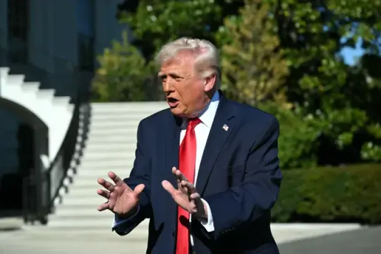 ترامب: إيران تعهدت بعدم إغلاق مضيق هرمز مجددًا وسط تهدئة إقليمية