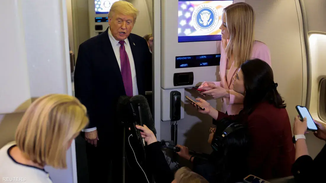 الرئيس الأميركي يلمّح لتقدم في المفاوضات ويؤكد اقتراب اتفاق مع استمرار الحصار