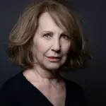 وفاة الممثلة الفرنسية ناتالي باي عن 77 عامًا بعد صراع مع مرض نادر