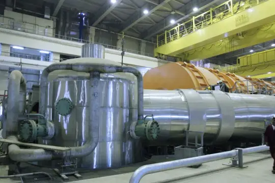 تقارير: إيران تُبدي مرونة في ملف اليورانيوم والوكلاء قبيل محادثات مع واشنطن