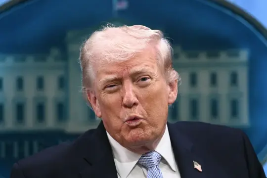 ترامب: اتفاق مع إيران "متوقع الليلة" وسط تحركات دبلوماسية مكثفة ومخاوف من انهيار التهدئة