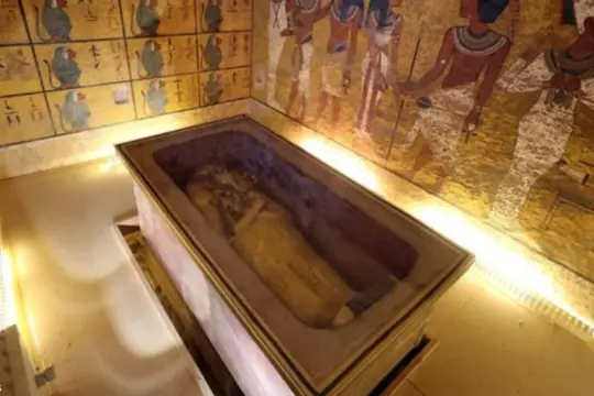 دراسة مصرية تكشف أسرار الأيام الأخيرة لـ توت عنخ آمون