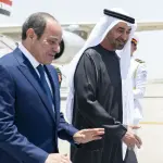 محمد بن زايد والسيسي يبحثان تعزيز التعاون الثنائي وتطورات الأوضاع الإقليمية