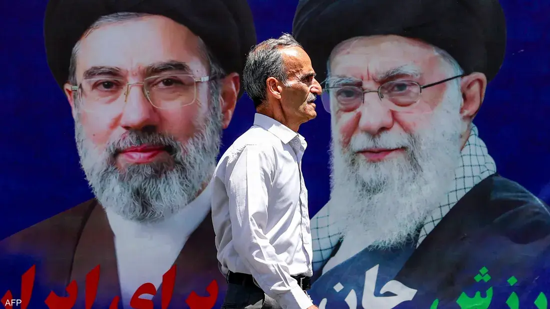 تضارب معلومات حول نفوذه داخل النظام الإيراني وسط غياب معلن وتكهنات بشأن قيادة القرار في طهران