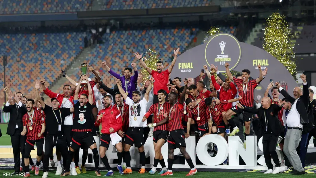 فيديو: اتحاد العاصمة يتوج بكأس الكونفدرالية بعد ماراثون ركلات ترجيح أمام الزمالك