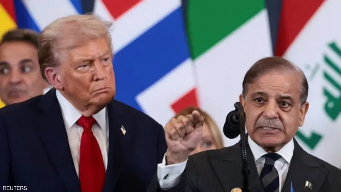 رئيس الوزراء الباكستاني يصف الاتصالات الإقليمية التي قادها ترامب بـ"المثمرة" ويعلن استعداد إسلام آباد لاستضافة جولة المفاوضات المقبلة