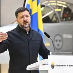 زيلينسكي يرفض إجراء انتخابات في أوكرانيا أثناء الحرب ويصفها بـ "التسونامي"
