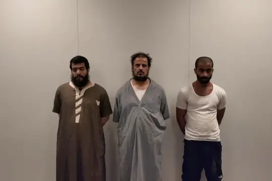 السلطات الكويتية تعلن ضبط سجناء هاربين بعد عملية أمنية مكثفة