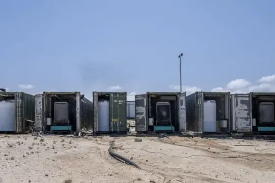 الإمارات تواصل تشغيل محطات تحلية المياه في رفح المصرية لدعم قطاع غزة ضمن “الفارس الشهم 3”