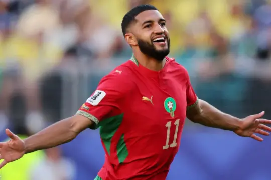 فيديو: إسماعيل صيباري يكتب التاريخ.. أول لاعب عربي يسجل في شباك البرازيل بكأس العالم
