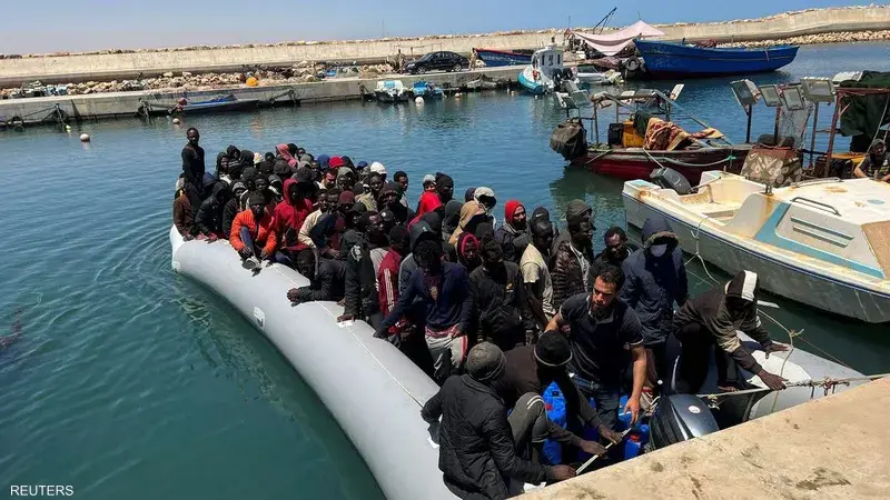 سالفيني يشترط التوقف عن نقل المهاجرين عبر المنظمات غير الحكومية