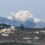 الجيش الإسرائيلي يعلن استهداف قواته بمسيّرتين جنوبي لبنان والغارات تطال مرتفعات علي الطاهر
