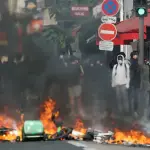 قائد شرطة باريس يعلن خروج الاحتجاجات الطلابية عن السيطرة ويتوعد بالرد الحازم