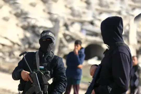 تحرّك تركي منسّق لإعادة إدماج حماس في المشهد الفلسطيني يثير قلقًا إسرائيليًا متصاعدًا