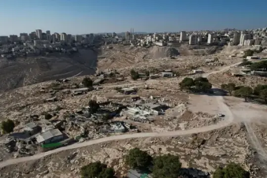 الاحتلال يستولي على 393 دونماً من أراضي الضفة الغربية خلال أيار ويصعّد التوسع الاستيطاني