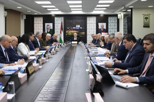 مجلس الوزراء يحذر من تصاعد اعتداءات المستوطنين ويطالب بتدخل دولي عاجل