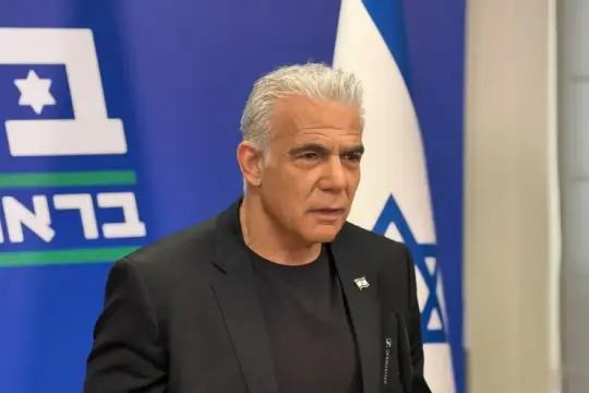 لابيد يعلن قائمة يش عتيد المندمجة مع معًا