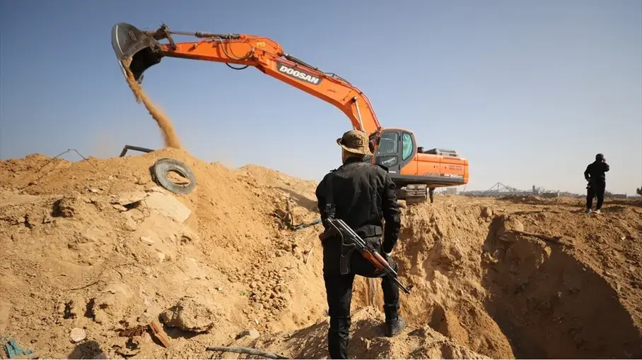 المقاومة الفلسطينية تستأنف البحث عن جثث الأسرى الإسرائيليين بمشاركة الصليب الأحمر واللجنة المصرية