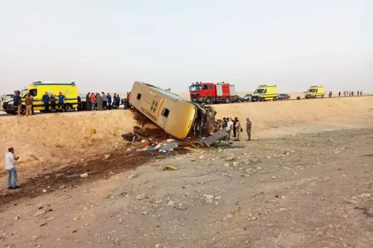 مقتل 16 شخصاً بحادث سير جنوب سيناء