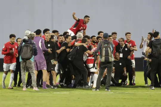 محمد صلاح يقود مصر للتأهل إلى كأس العالم 2026 بثنائية أمام جيبوتي